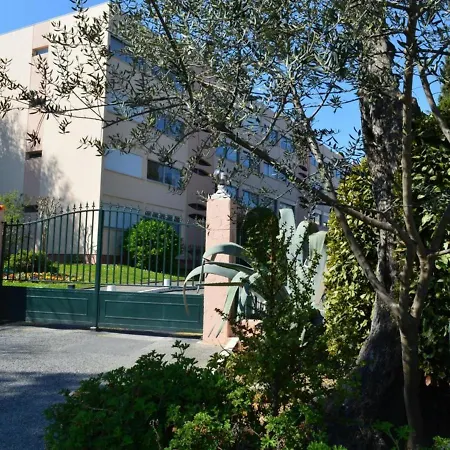 Avec Piscine & Tennis, Terrasse Ensoleillee, Garage Prive - - Fr-1-252-126 Apartmán Antibes